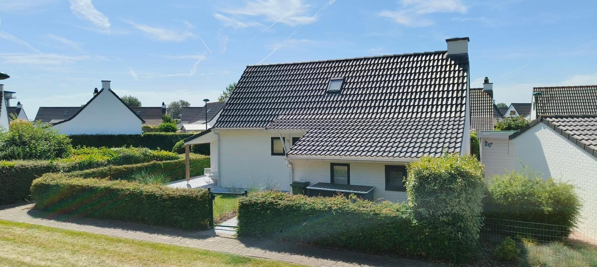 Premium Holidays - Modern Vacation Home In A Vacation Park In ニーウポールト エクステリア 写真